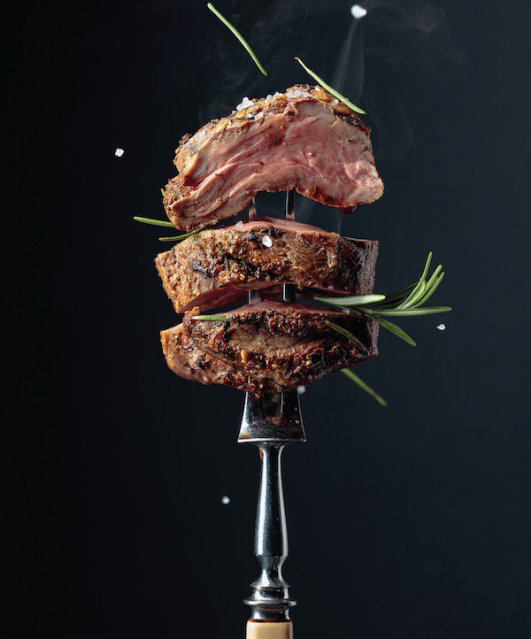 Filet with Chocolate Port Wine Sauce - elegantislandliving.net