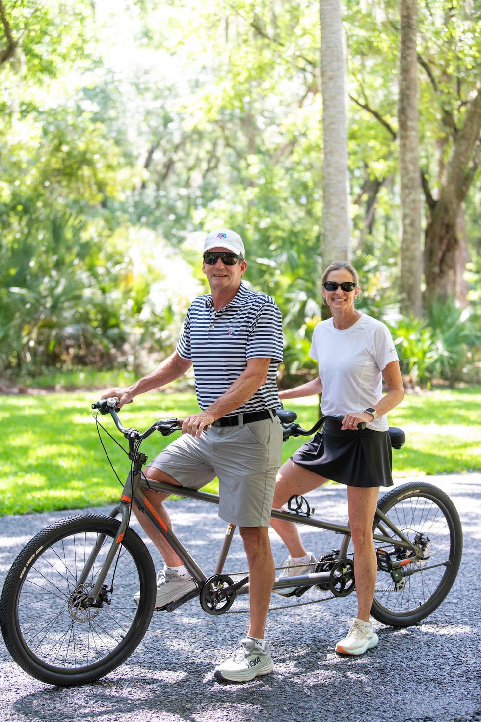 Couple tandem bike.jpg